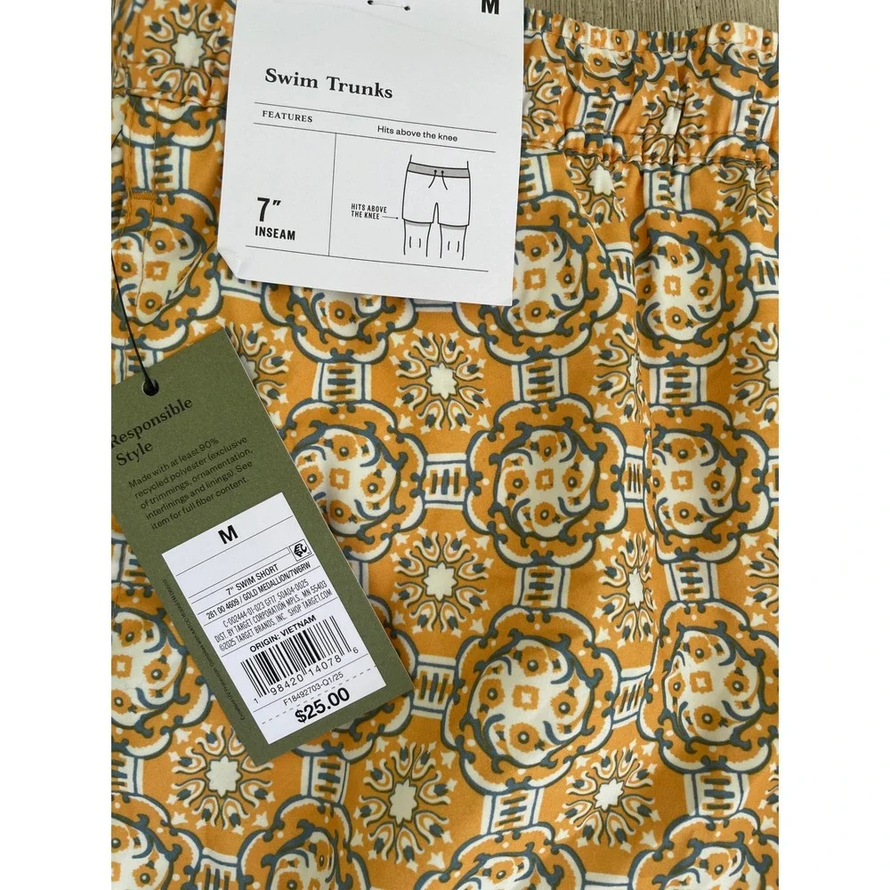 Target Gold Medallion Print Swim Trunks Mens Medium 7